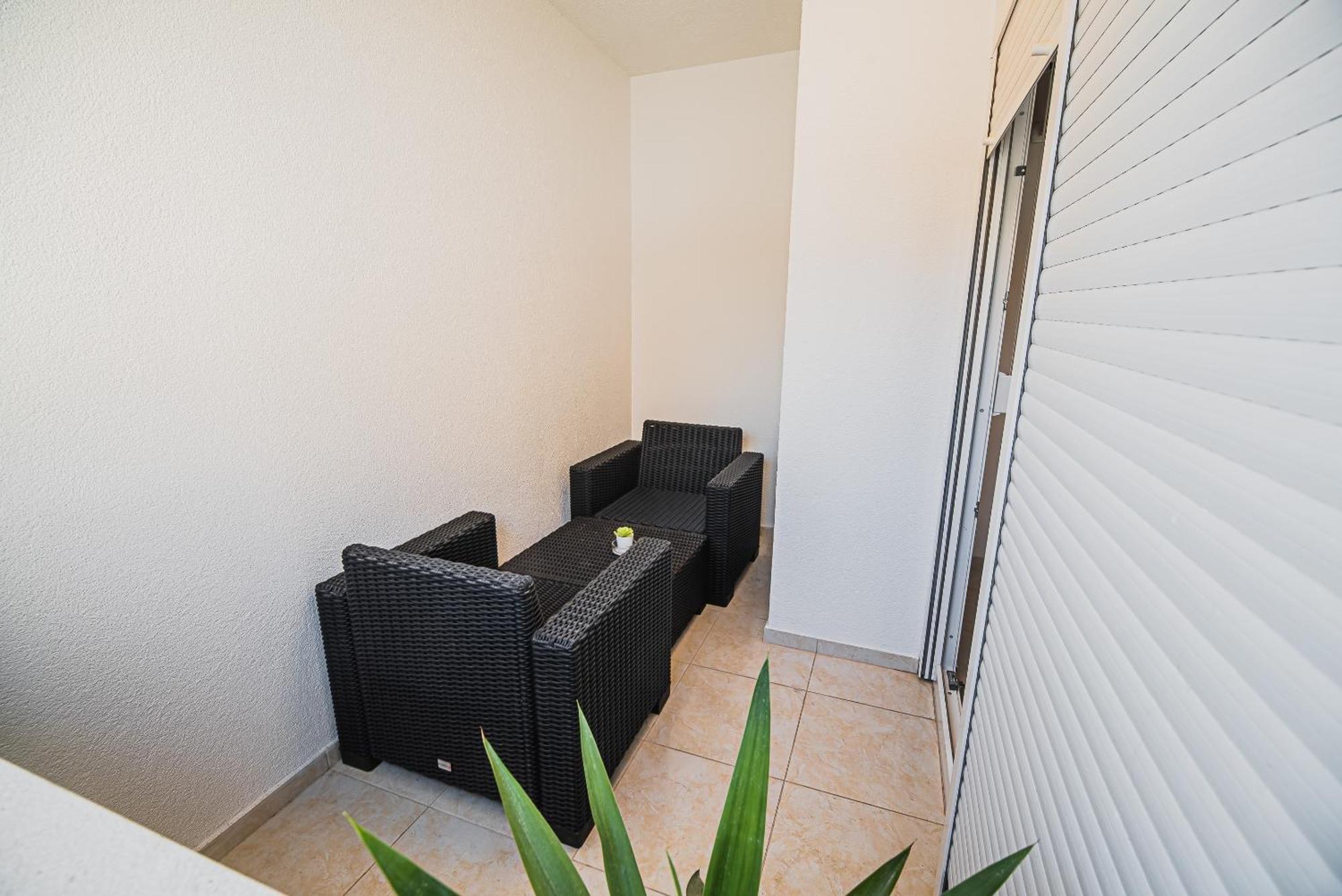 Downtown Park Apartments With Balcony Vodice Værelse billede