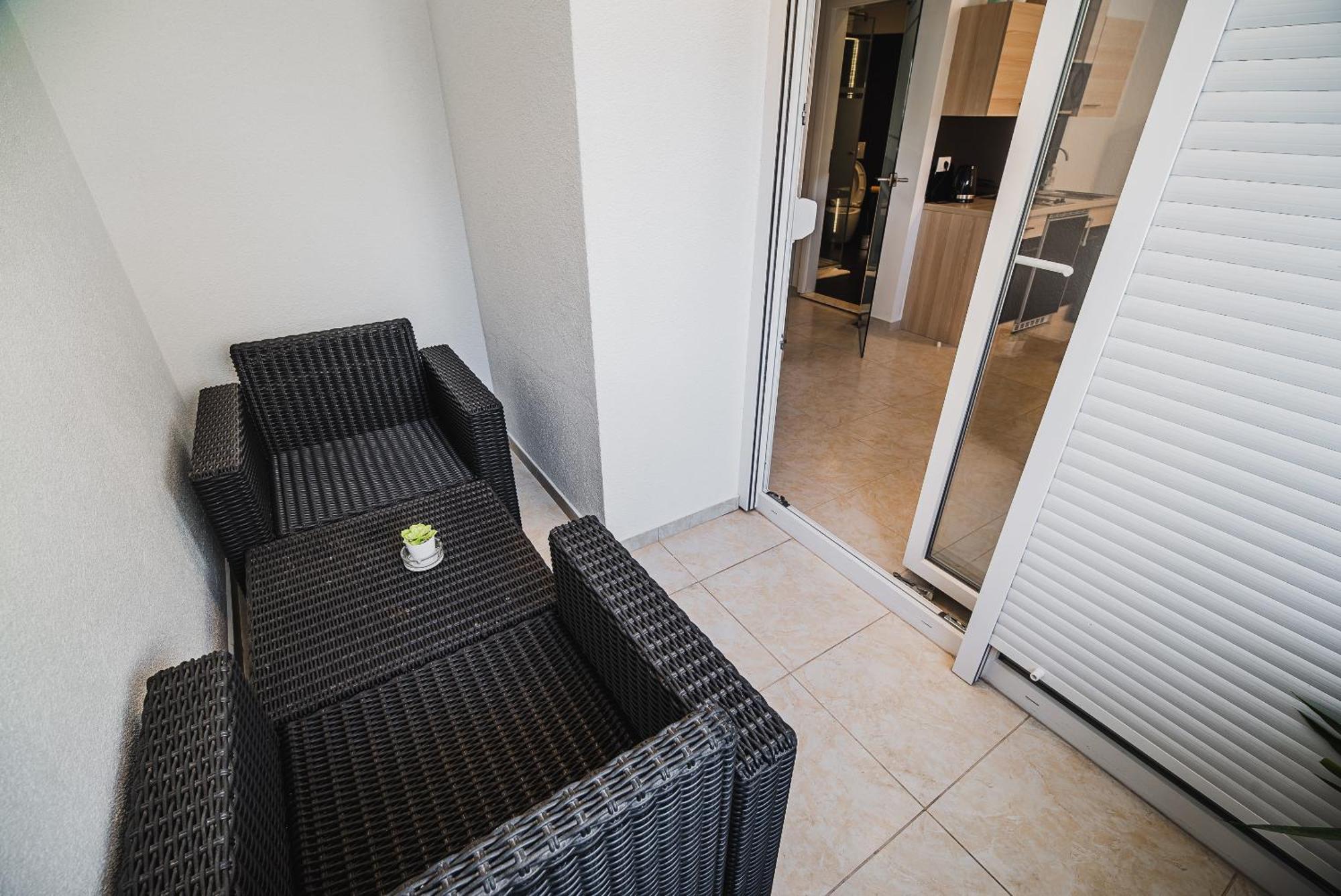 Downtown Park Apartments With Balcony Vodice Værelse billede